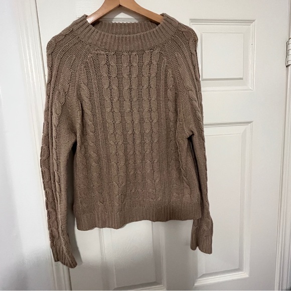 【🤑🛍️ANY 3 for $30 FIRM】 Streetwear society sweater for women, size L - Picture 3 of 6